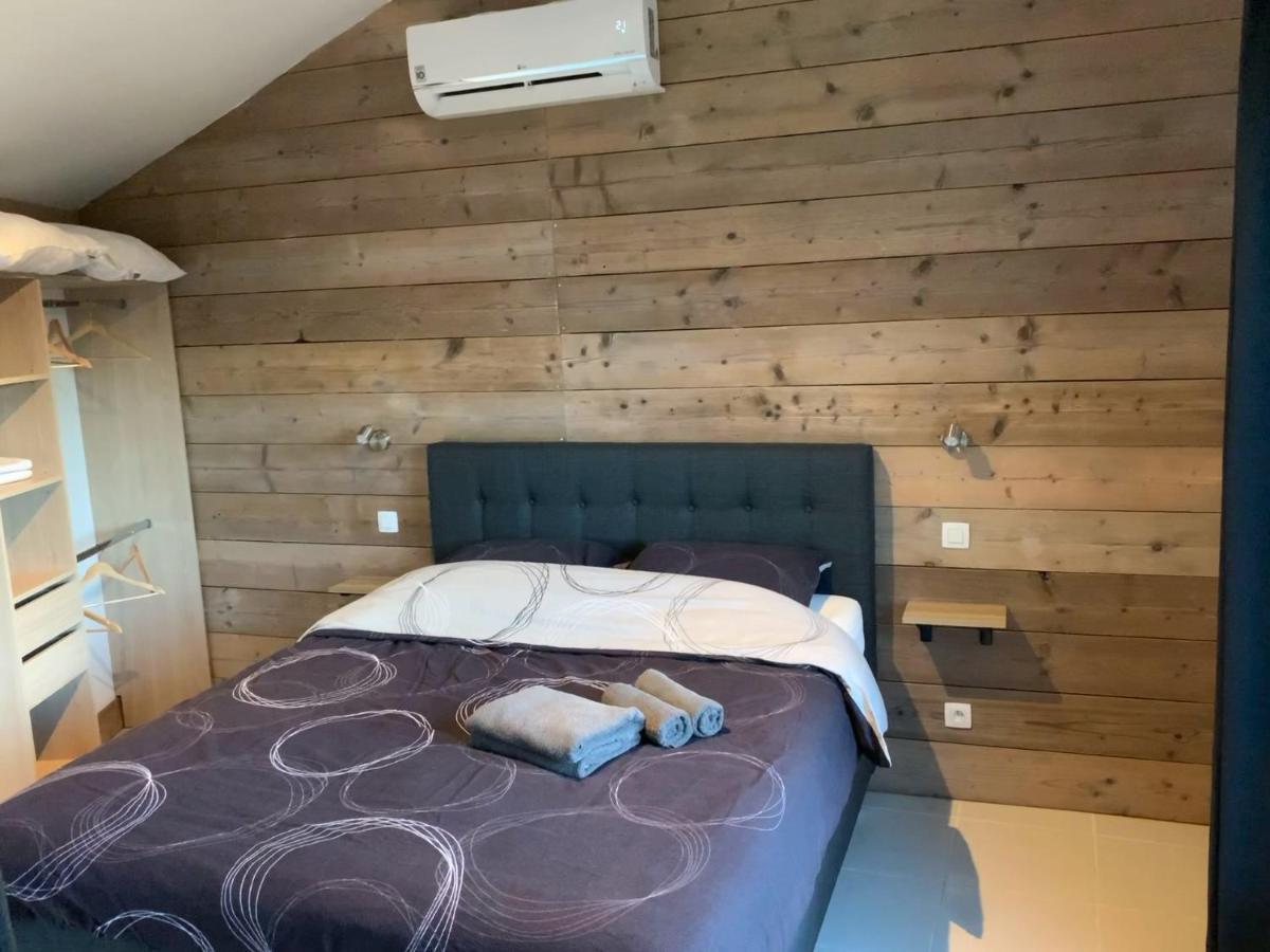 Chambre D'Hotes Naturiste Le Jardin Des Hirondelles Blanzaguet-Saint-Cybard エクステリア 写真